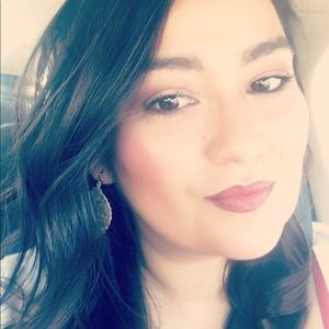 Meet your Posher, Fabiola